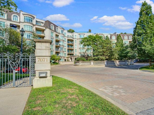 PH2 - 7071 Bayview Ave