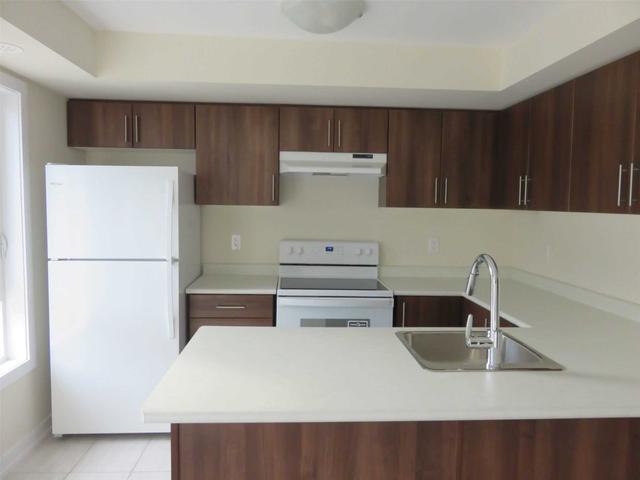 2715 - 2 Gable Hurst Way