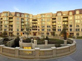 107 - 7071 Bayview Ave