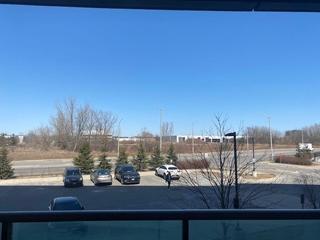 220 - 75 Norman Bethune Ave