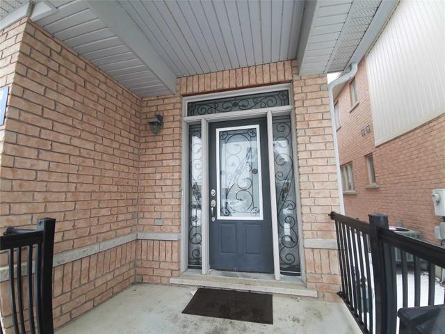 108 Evershot Cres