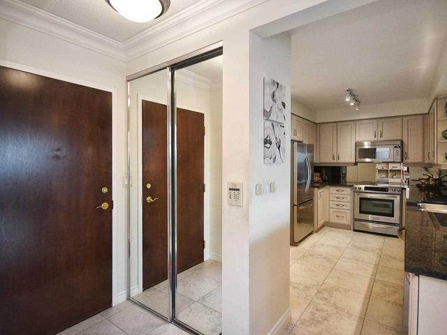 1207 - 88 Promenade Circ