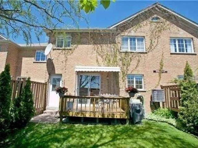 19 Waterton Cres