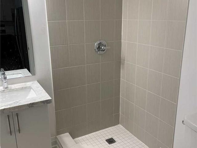 C1202 - 5299 Highway 7 St