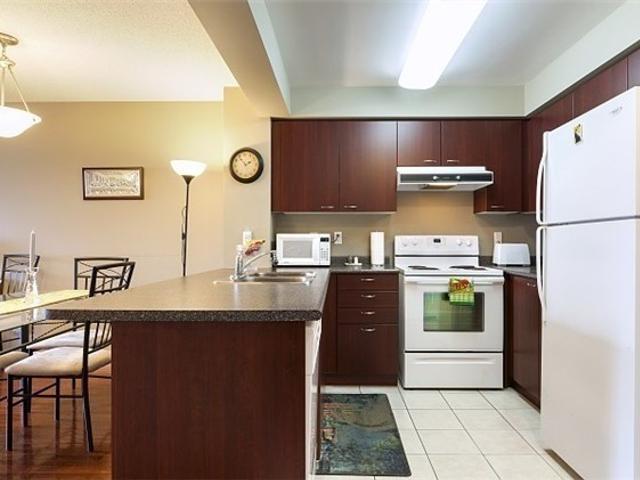 1206 - 310 Red Maple Rd