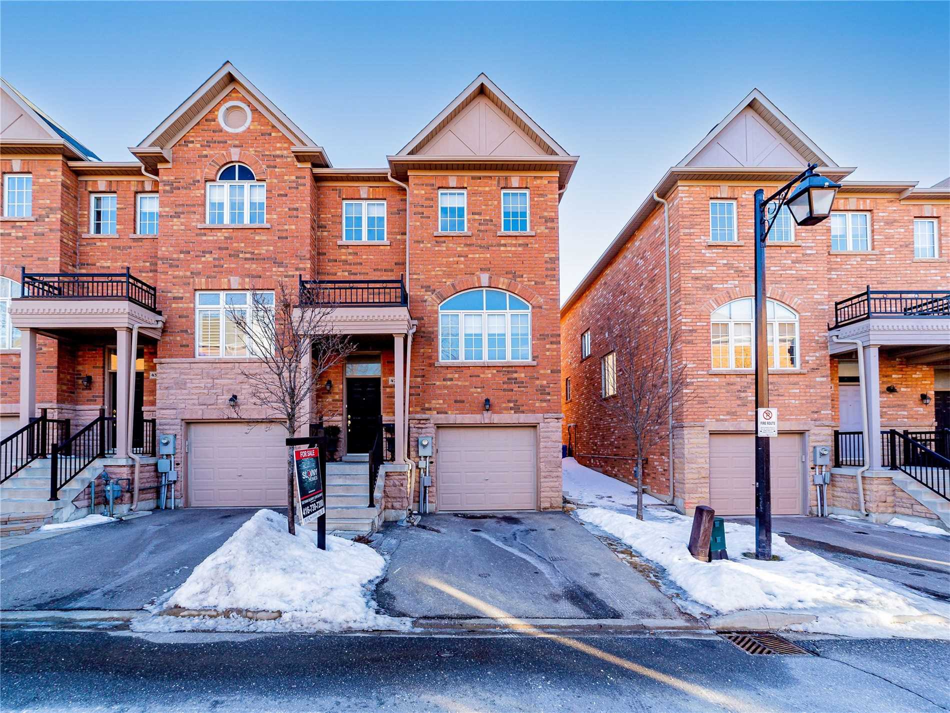 42 8777 Dufferin St, Thornhill For Sale 988,000 Condos.ca