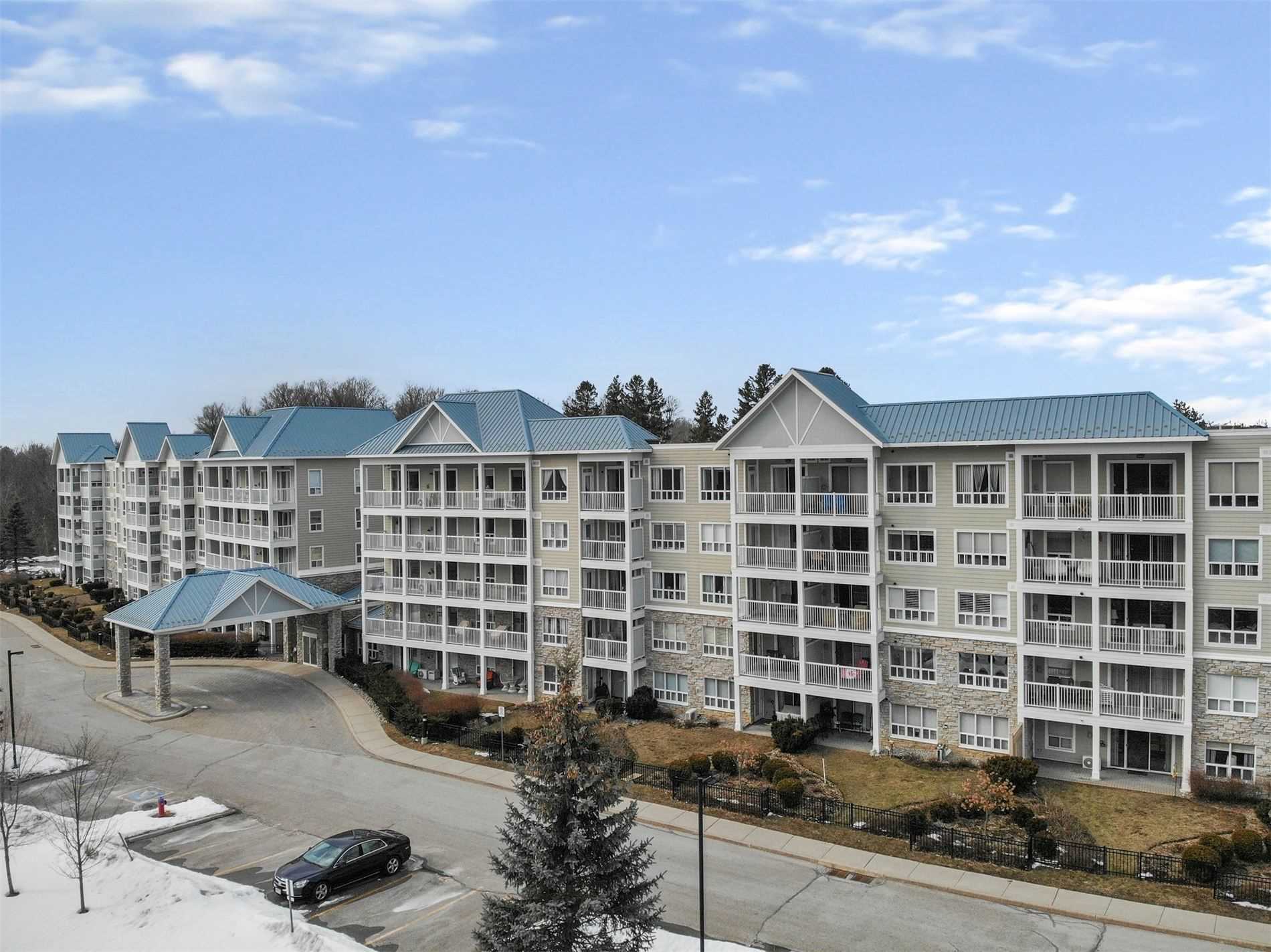 419 900 Bogart Mill Tr, Newmarket Sold, N5152919 Condos.ca