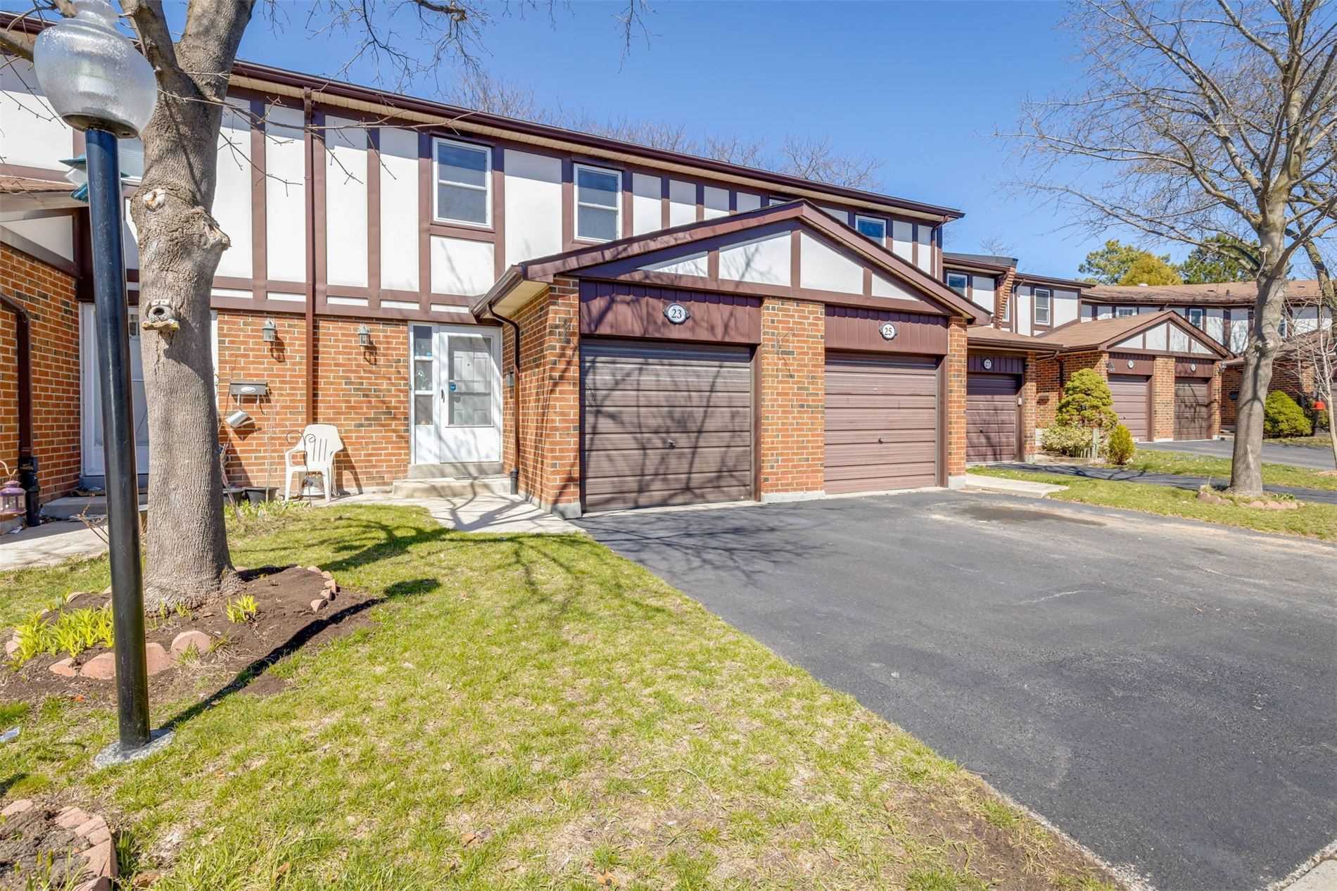 23 Harris Way, Thornhill Terminated, N5179952 Condos.ca