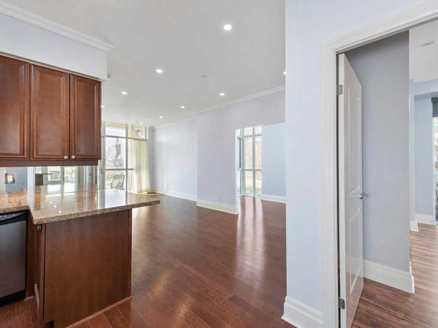 116C - 39 Upper Duke Cres