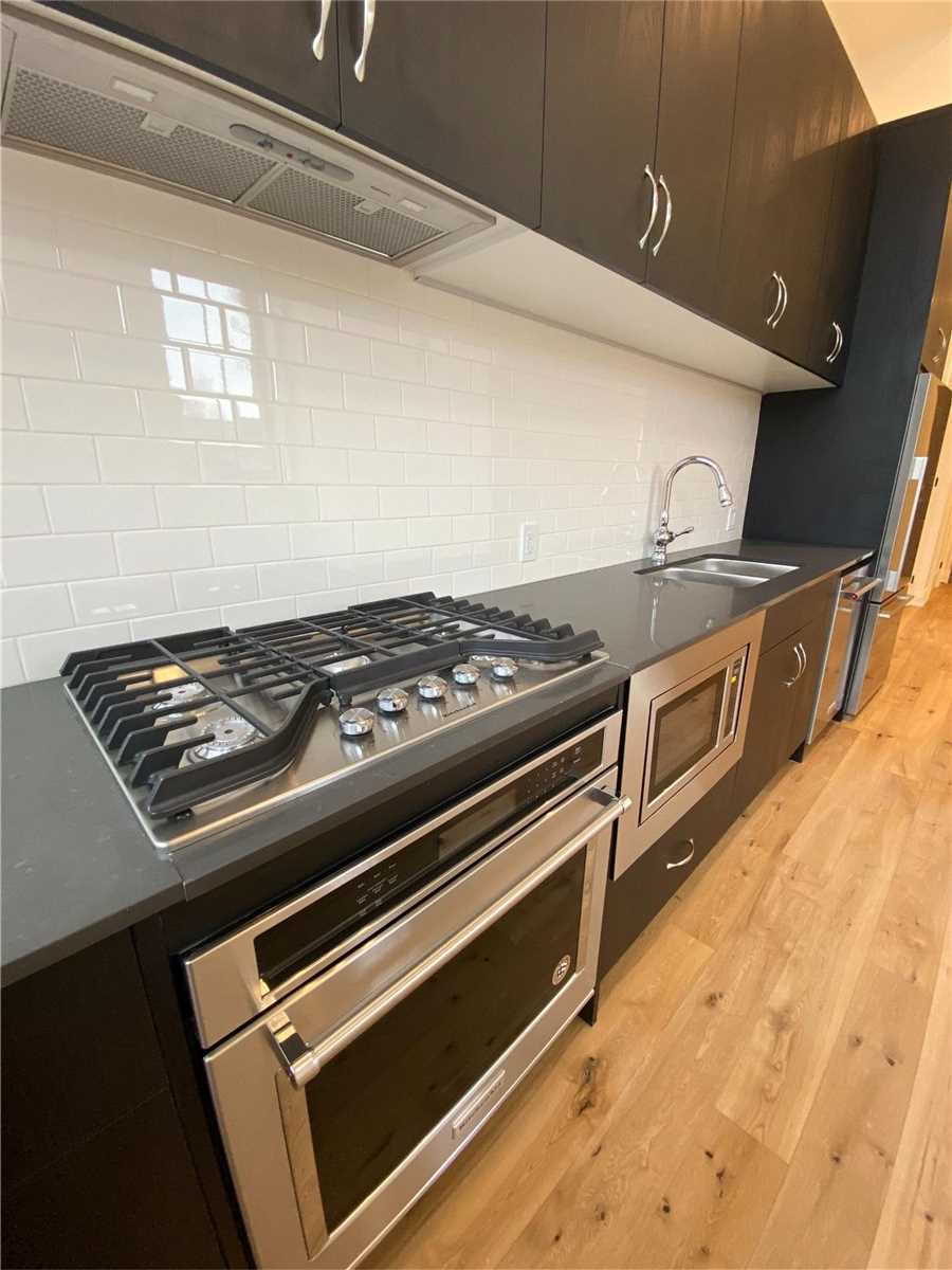 203 400 Park Ave, Newmarket Terminated, N5187581 Condos.ca