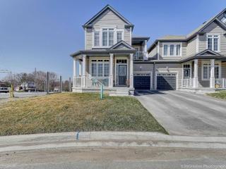 52 Haskins Cres