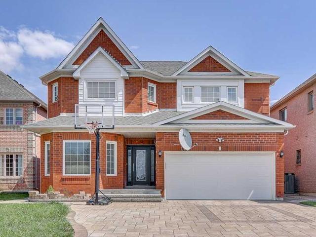 8 Chatelaine Dr
