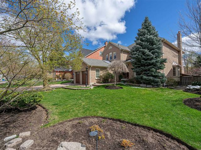 25 Springwood Cres