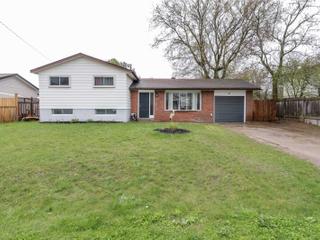 18 Larkdale Cres