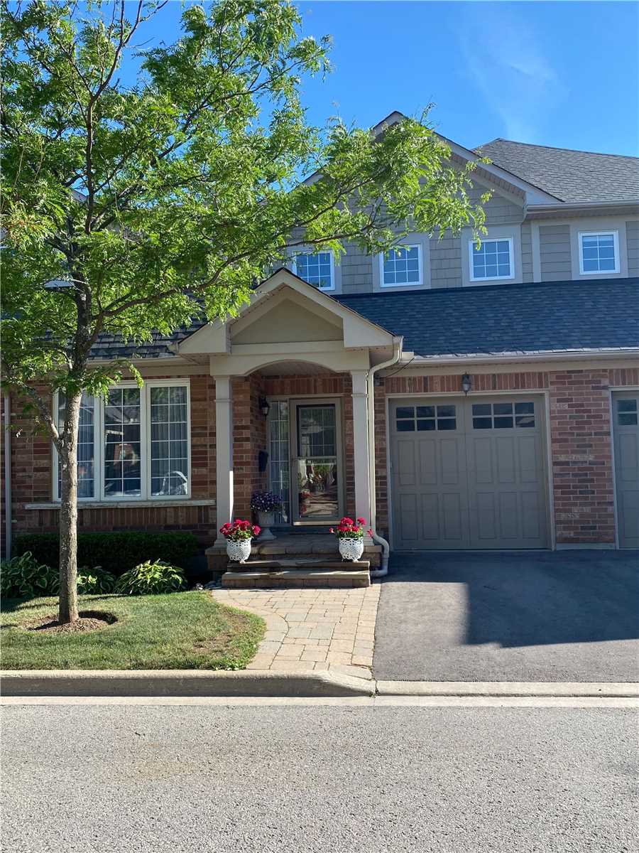 4 Oasis Way, Markham Sold, N5224248 Condos.ca