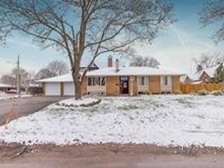 201 Mcbride Cres