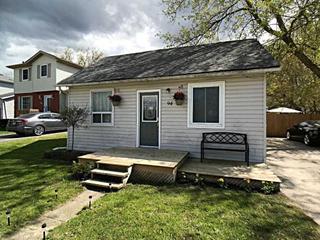 94 Queen St