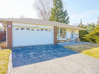 15 Southdale Dr