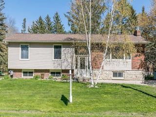 1 Jaclyn St