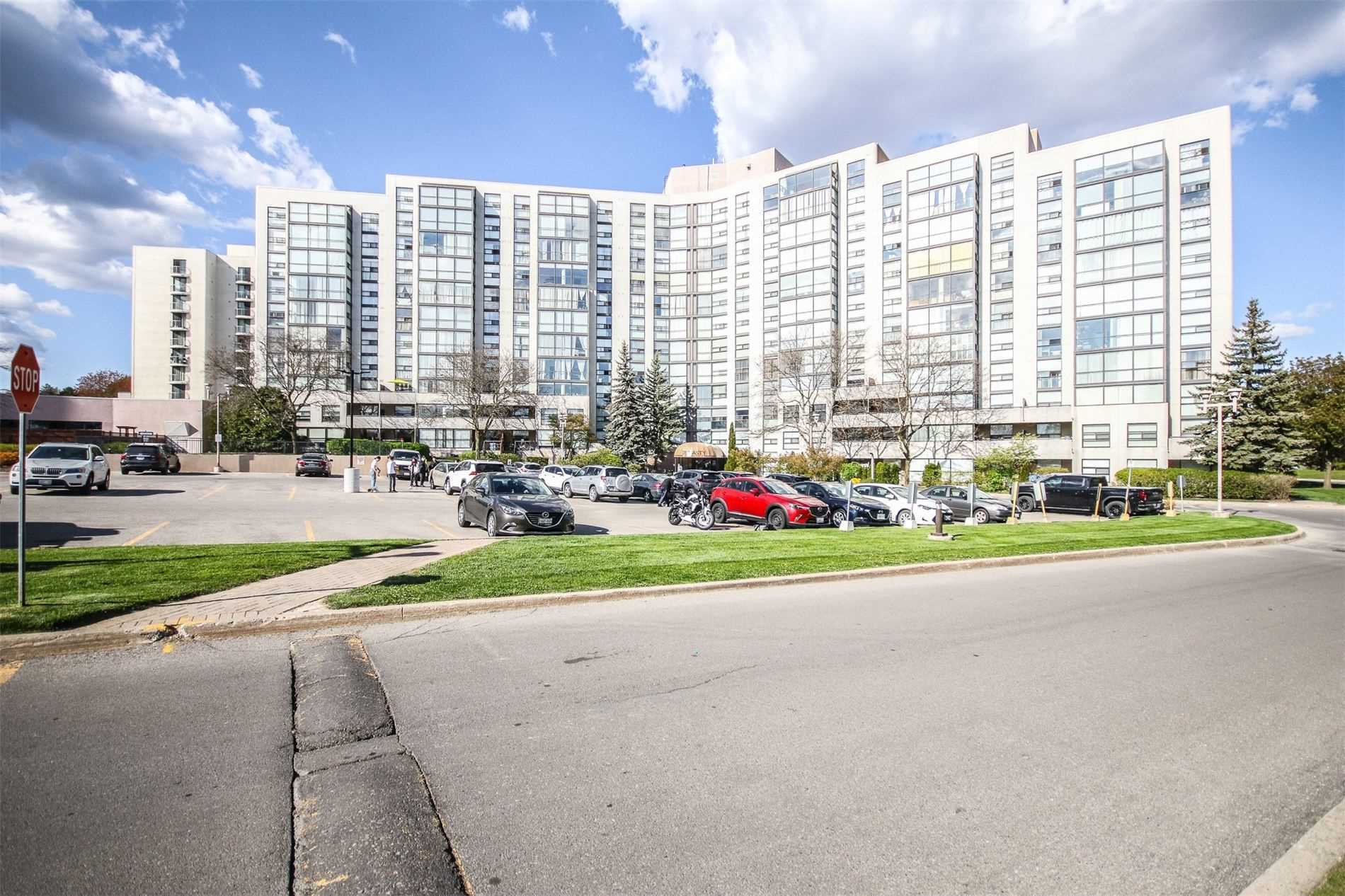 1005 30 Harding Blvd W, Richmond Hill Terminated, N5239531 Condos.ca