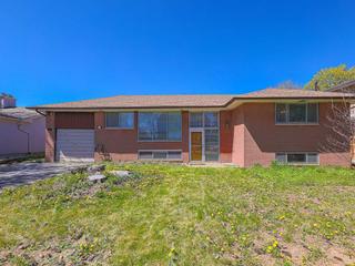 10 Weller Cres