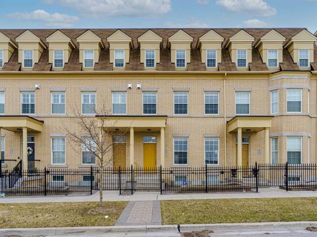 21 Donald Buttress Blvd E