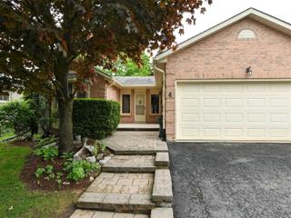 4 Willis Dr