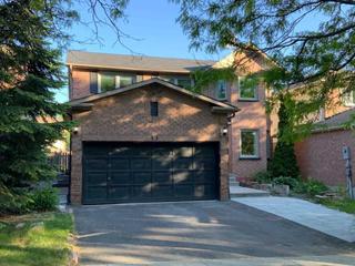 33 Buchanan Cres