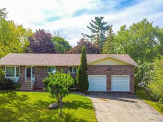 123 Oakcrest Dr
