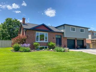 1 Aranton Crt