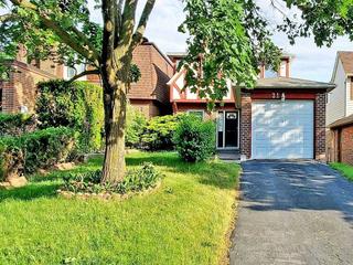 21 Aberfeldy Cres