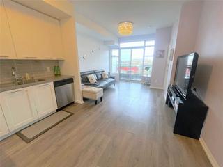332 - 540 Bur Oak Ave