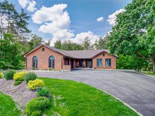17 Lormik Dr