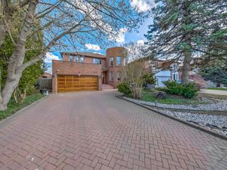 271 Green Lane