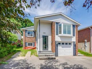 232 Thoms Cres