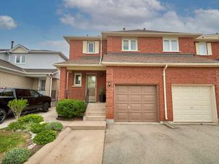 12 Crieff Ave