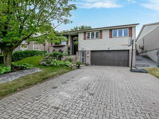 372 Dixon Blvd
