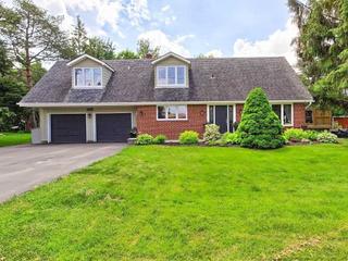 1829 Mount Albert Rd