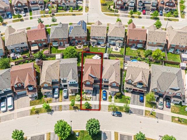 65 Walter Sangster Rd