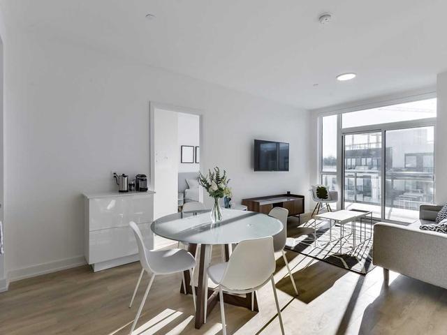 427D - 333 Sea Ray Ave