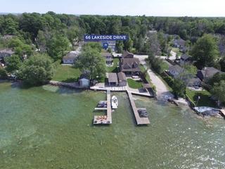 66 Lakeside Dr