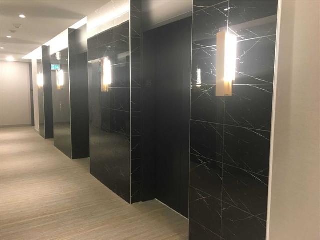 2507 - 950 Portage Pkwy