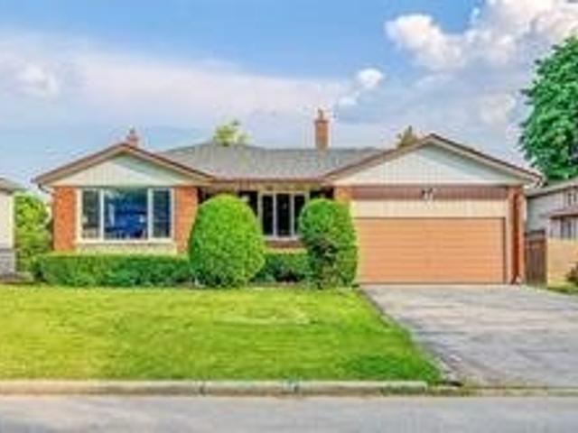 41 Ladyslipper Crt
