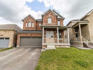 208 Strachan Tr