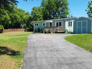 9 Berwick Cres