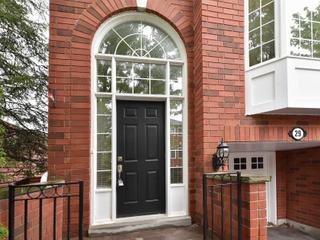 29 Mosaics Ave