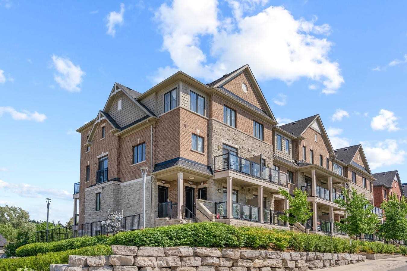 301 199 Pine Grove Rd, Woodbridge Sold, N5286244 Condos.ca