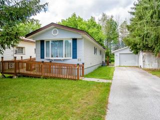52 Shamrock Cres
