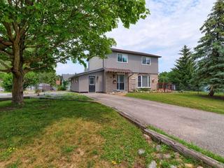 33 Hillside Cres