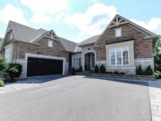77 Manor Glen Cres